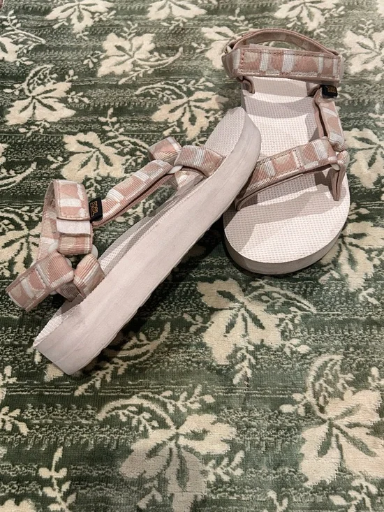 (8) Teva Women's Midform Universal Sandals Brown Sugar Tan Light Pink Platform - Picture 2 of 10